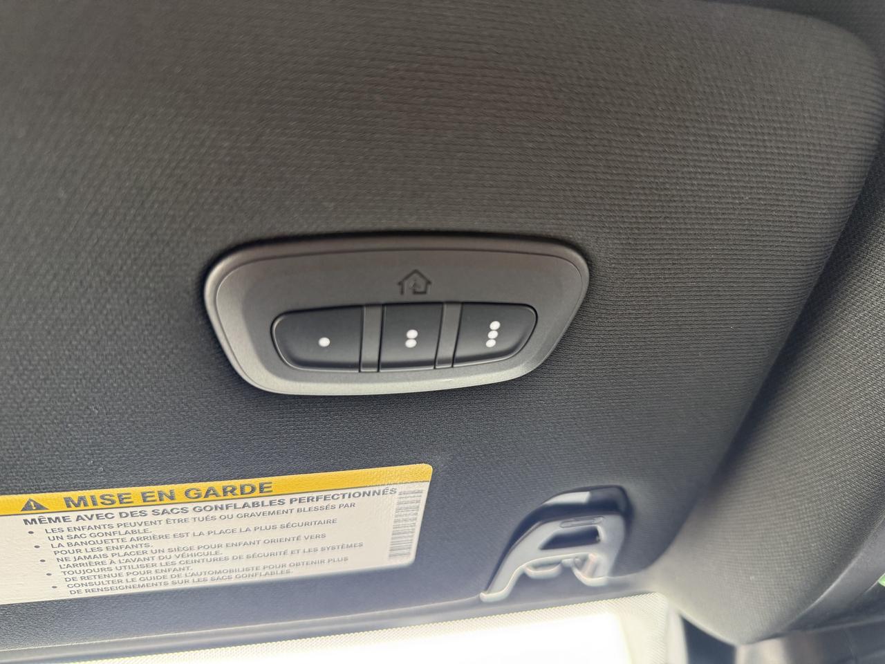 2026 RAM 3500 LARAMIE CREW 4X4 DUALLIE- SUNROOF - AIR SUSP Photo