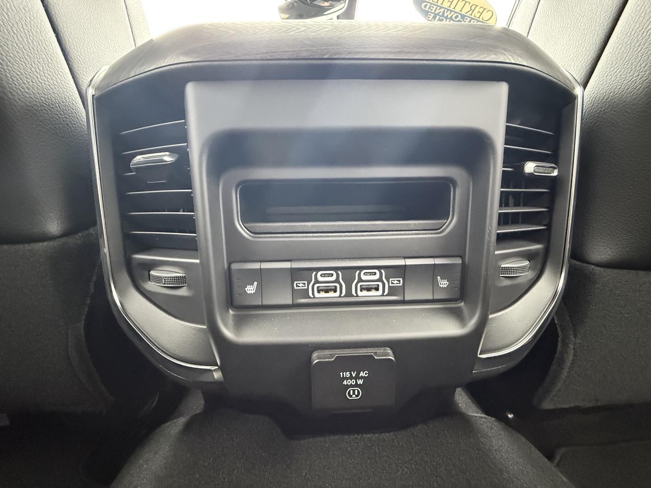 2026 RAM 3500 LARAMIE CREW 4X4 DUALLIE- SUNROOF - AIR SUSP Photo