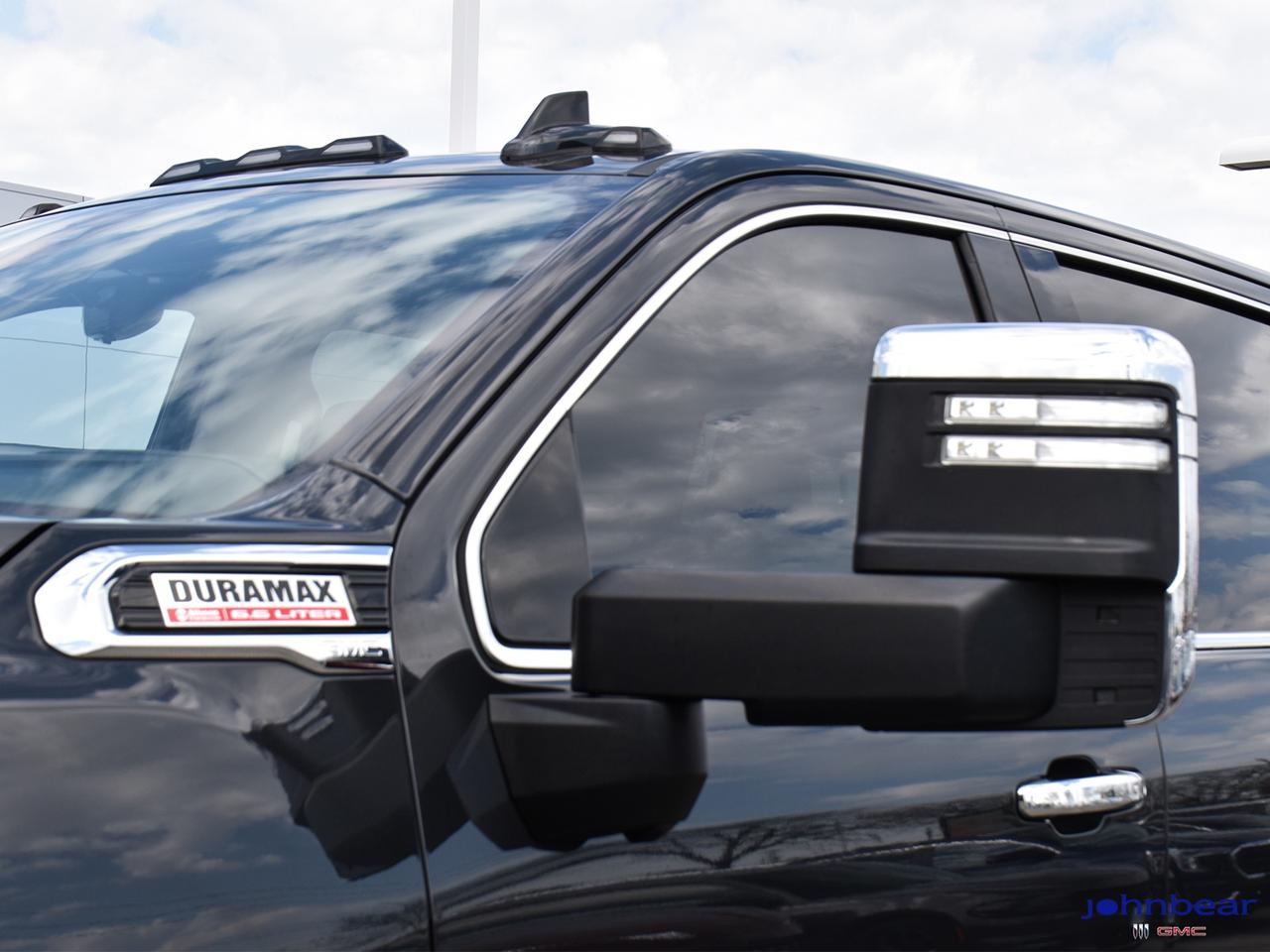 2020 GMC Sierra 3500HD Denali Photo