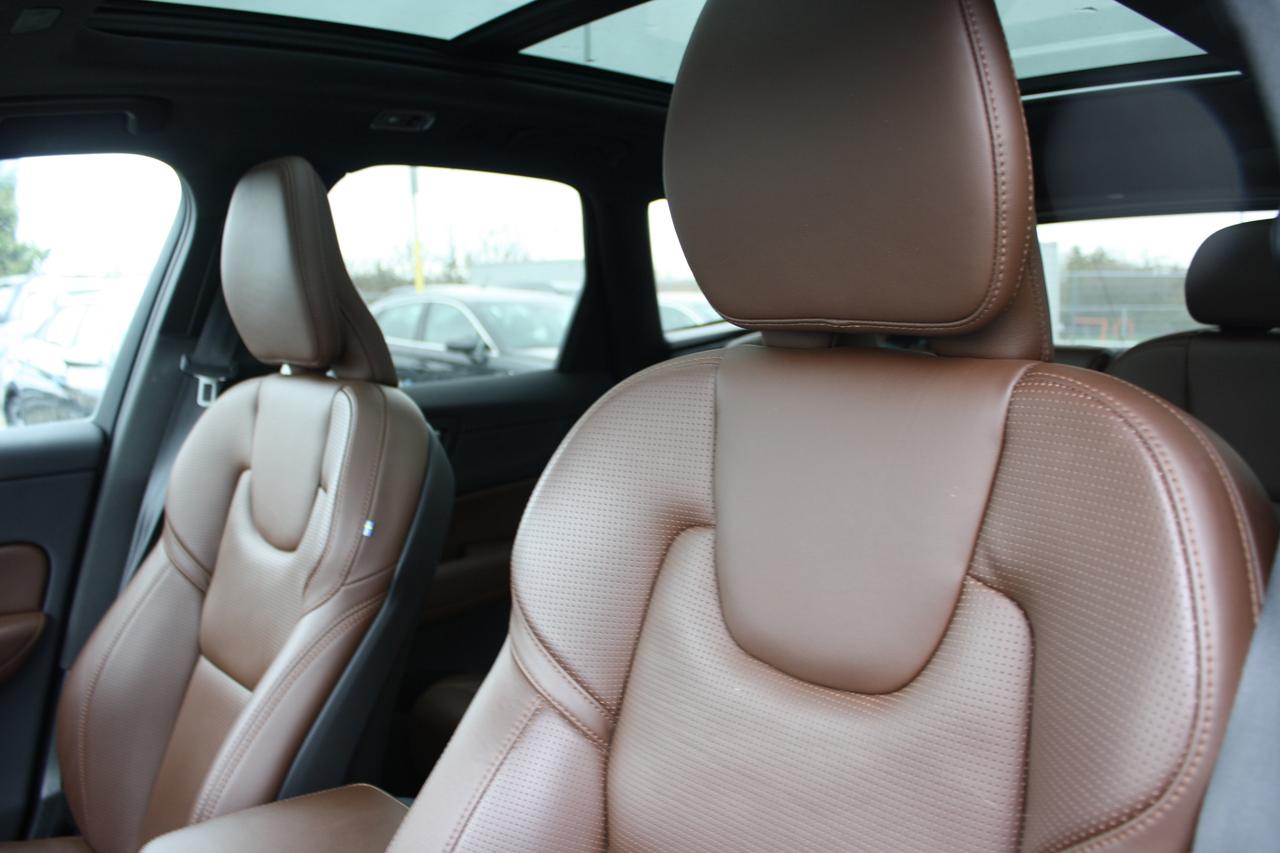 2021 Volvo XC60 Recharge  Photo