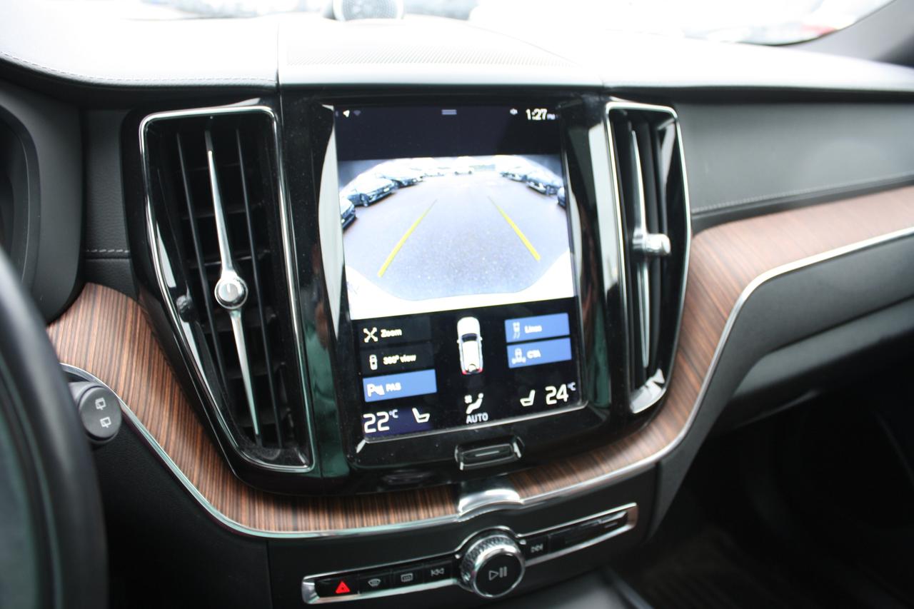 2021 Volvo XC60 Recharge  Photo