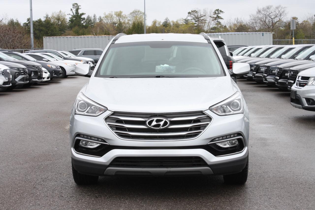 2018 Hyundai Santa Fe Sport 2.4L FWD Photo