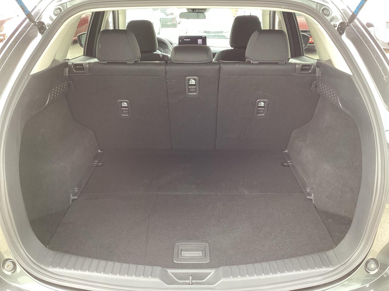 2024 Mazda CX-5 GX Photo4