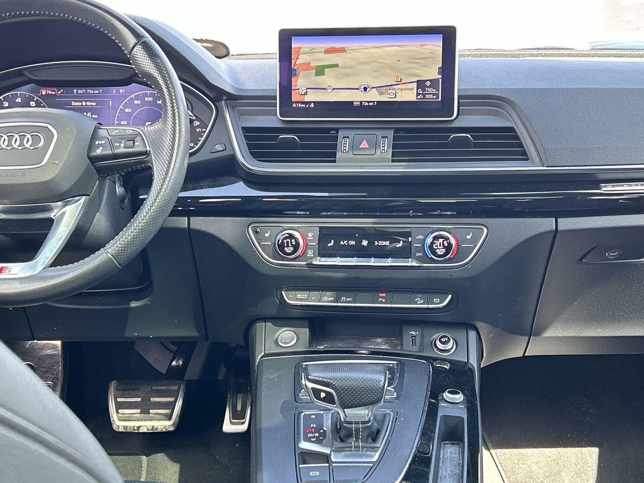 2020 Audi Q5 45 2.0T Technik   Adaptive Air Suspension Photo