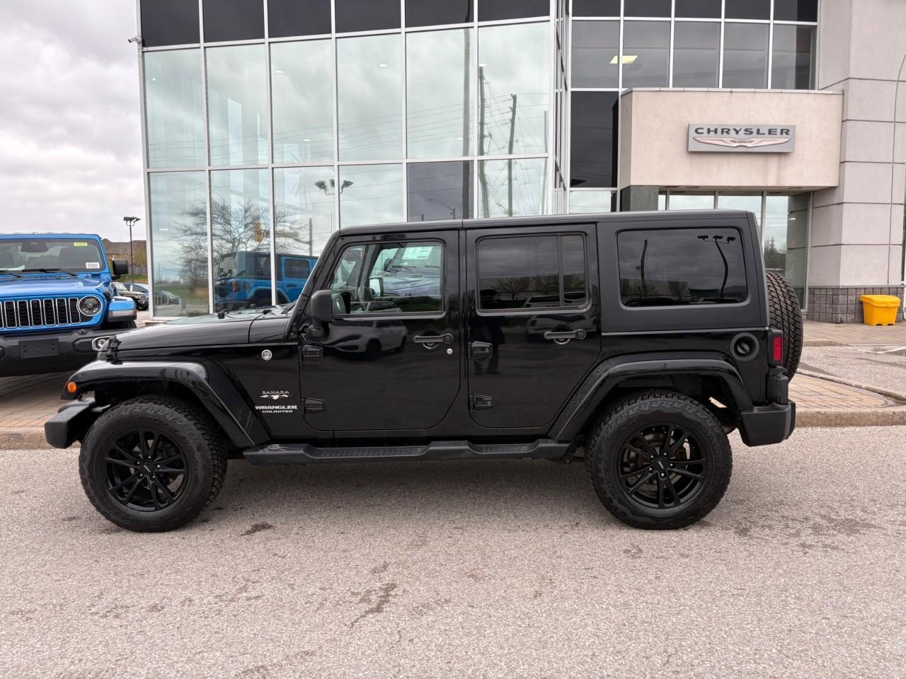 2017 Jeep WRANGLER UNLIMITED Sahara 4dr 4x4 Photo