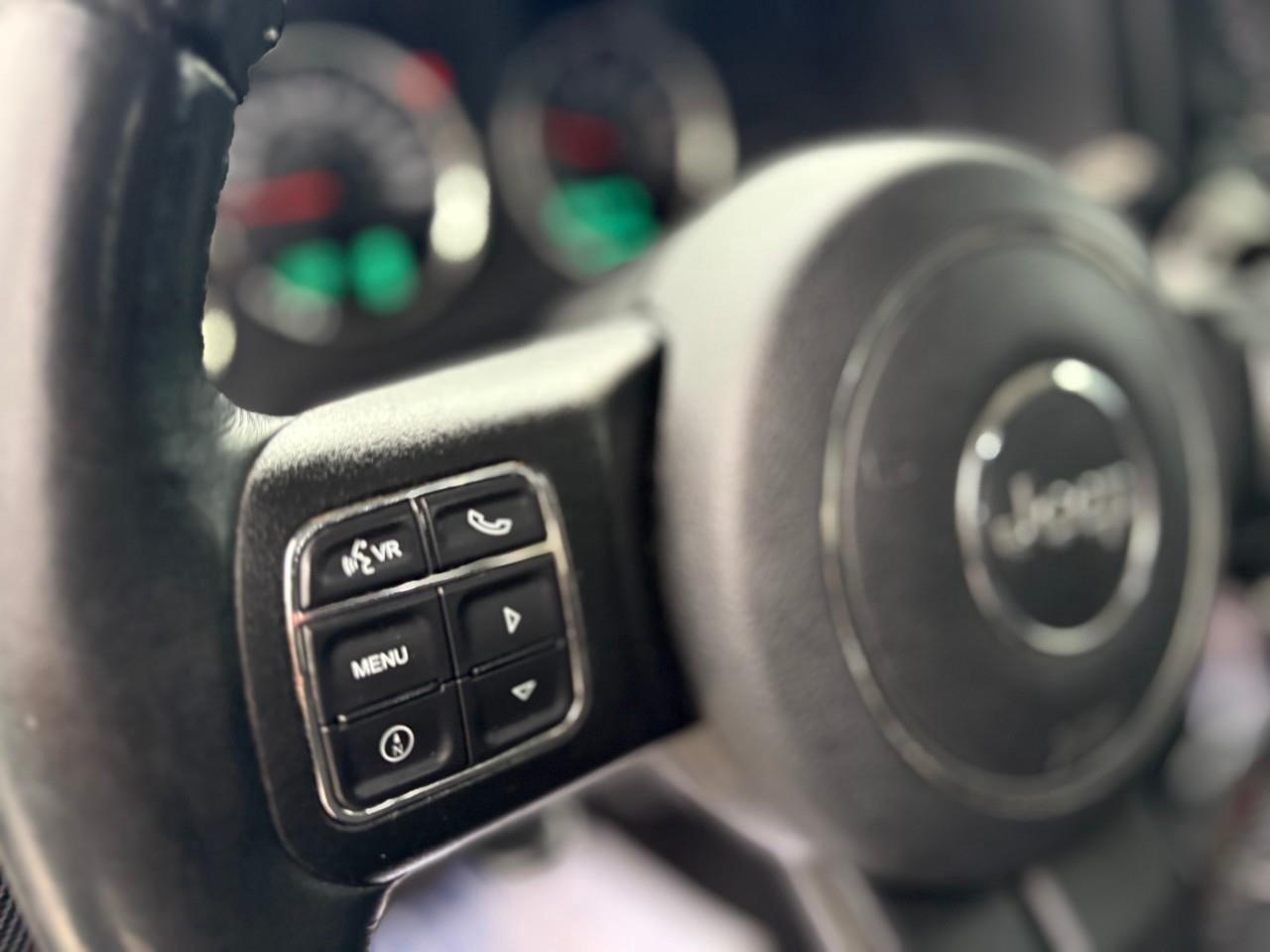 2017 Jeep WRANGLER UNLIMITED Sahara 4dr 4x4 Photo