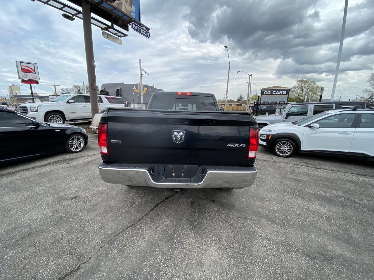 2016 RAM 1500 4WD Crew Cab 140.5  Big Horn Photo