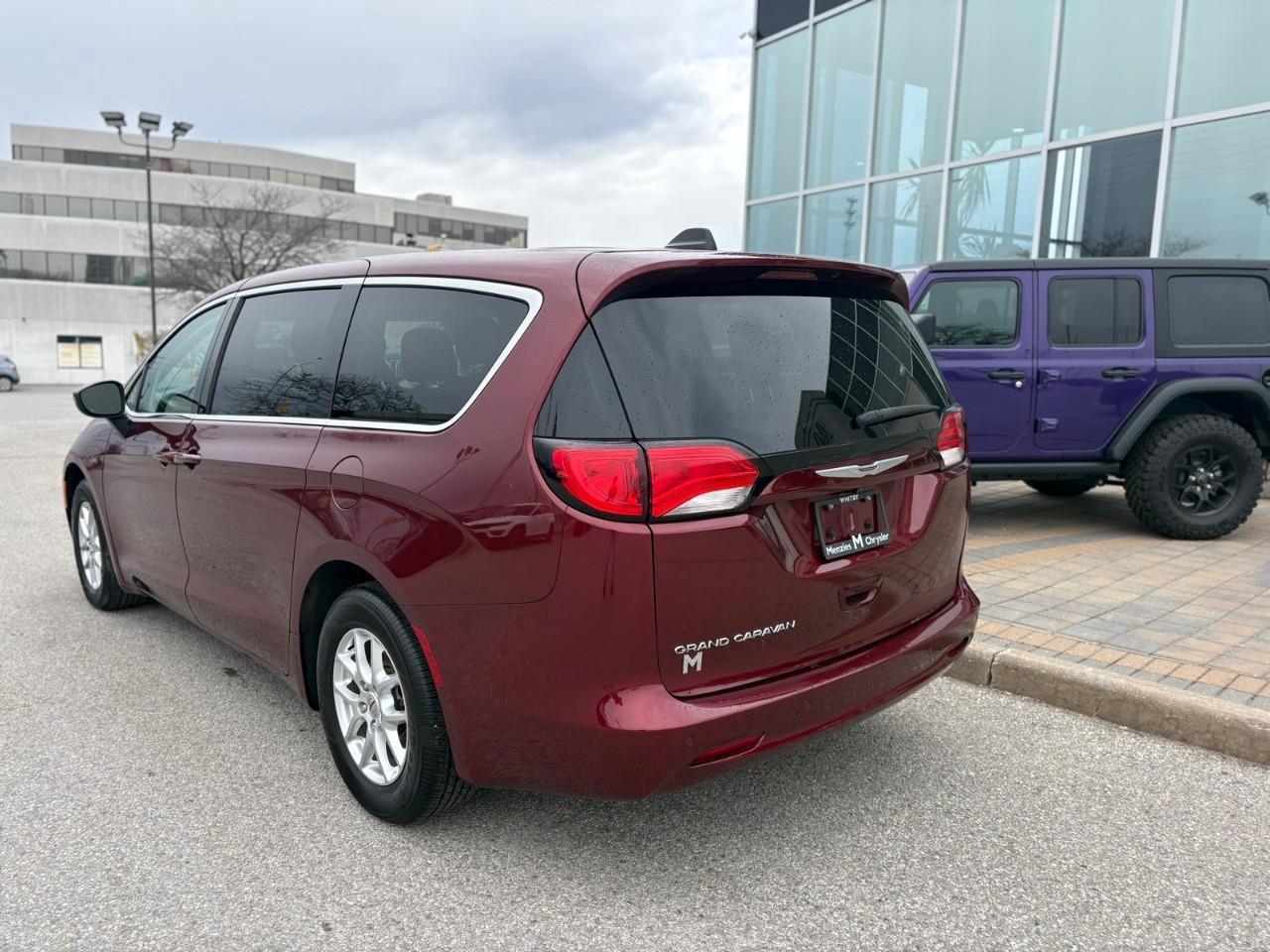 2022 Chrysler Grand Caravan SXT Front-Wheel Drive Passenger Van Photo