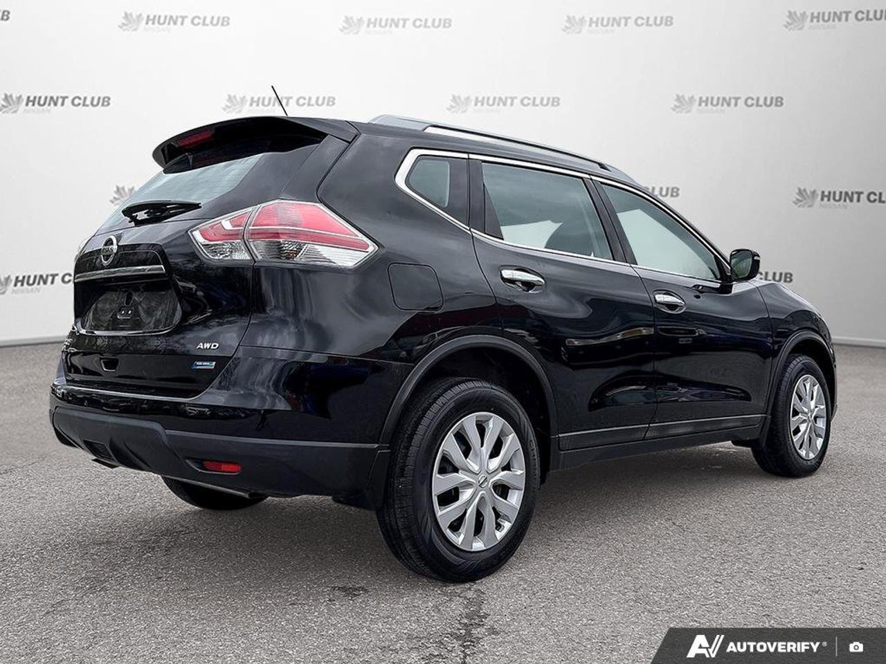 2015 Nissan Rogue S (AS-IS) Photo