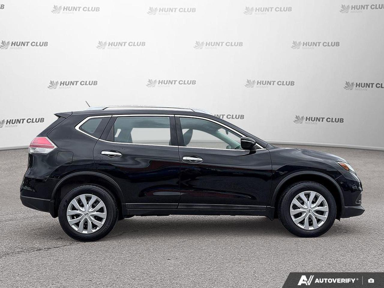 2015 Nissan Rogue S (AS-IS) Photo