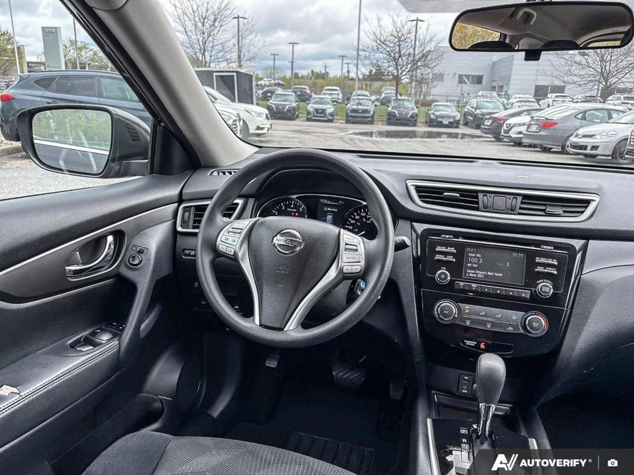2015 Nissan Rogue S (AS-IS) Photo