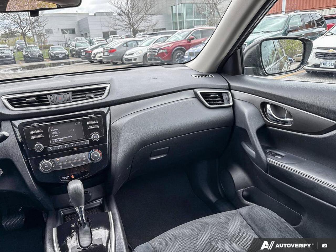 2015 Nissan Rogue S (AS-IS) Photo