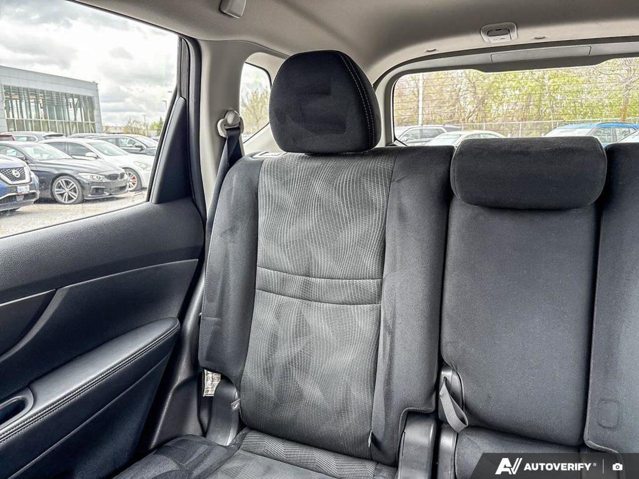 2015 Nissan Rogue S (AS-IS) Photo