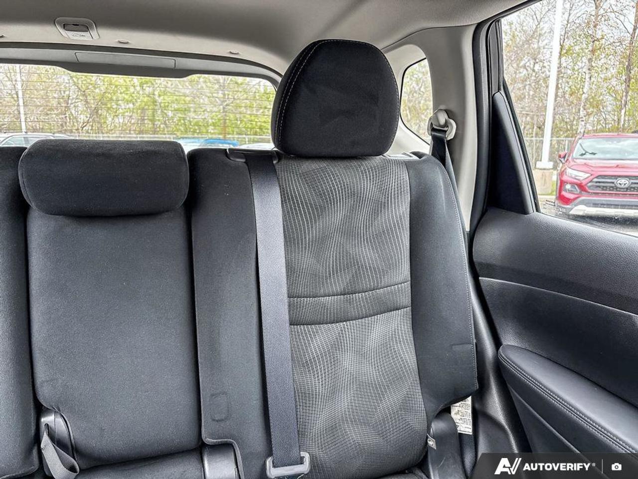 2015 Nissan Rogue S (AS-IS) Photo