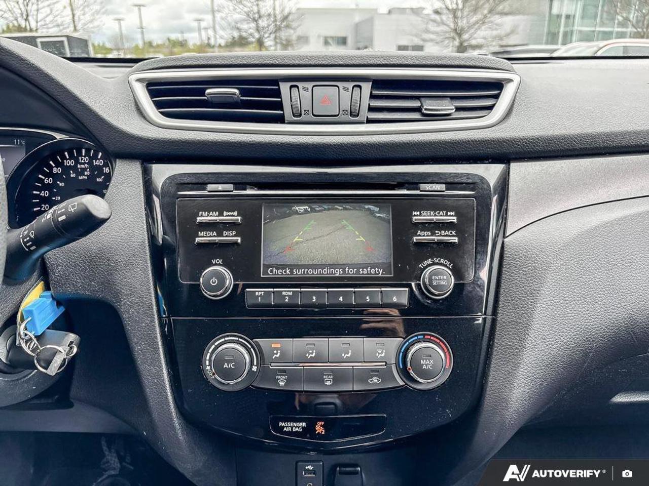 2015 Nissan Rogue S (AS-IS) Photo