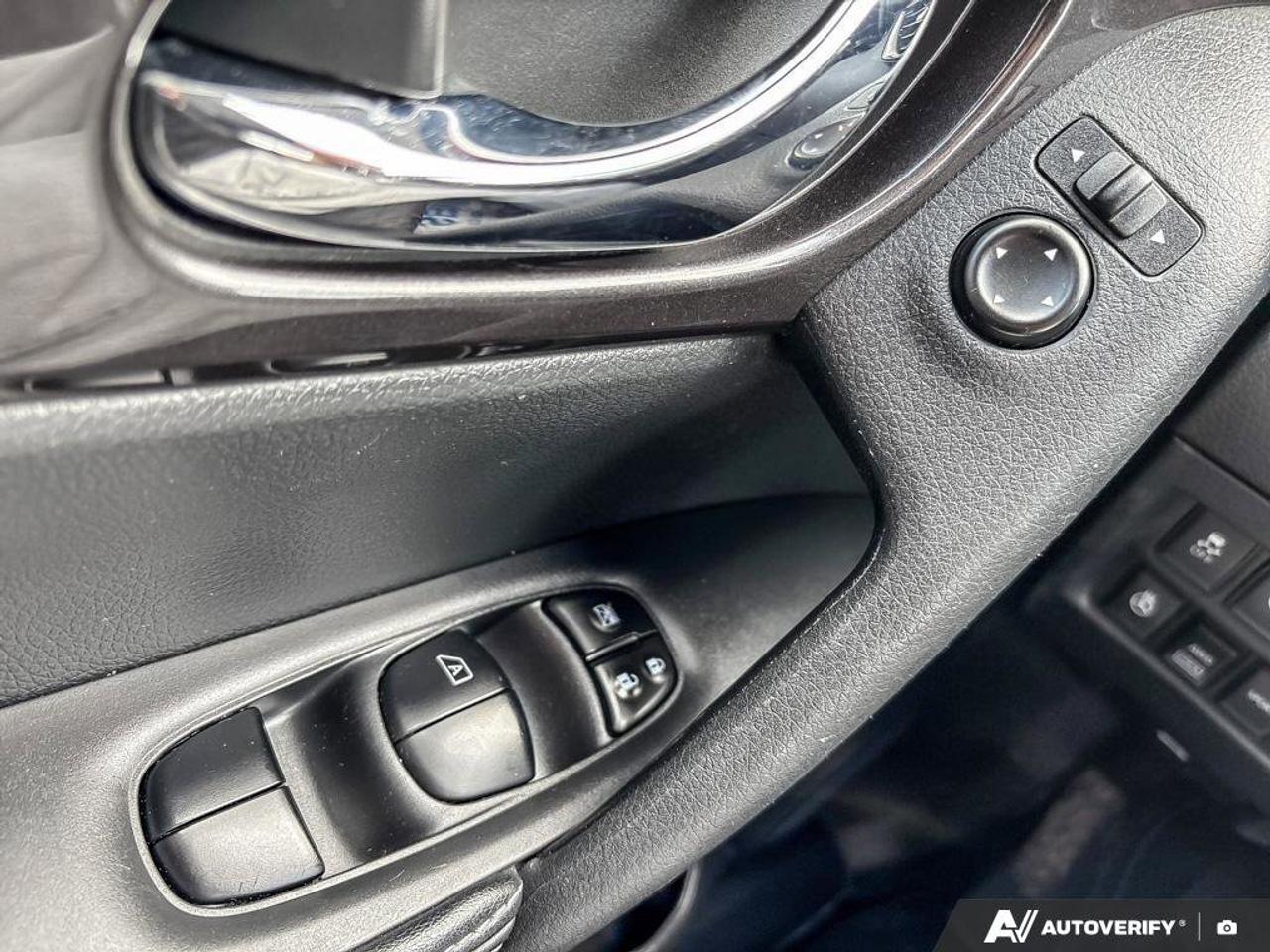 2020 Nissan Rogue  Photo