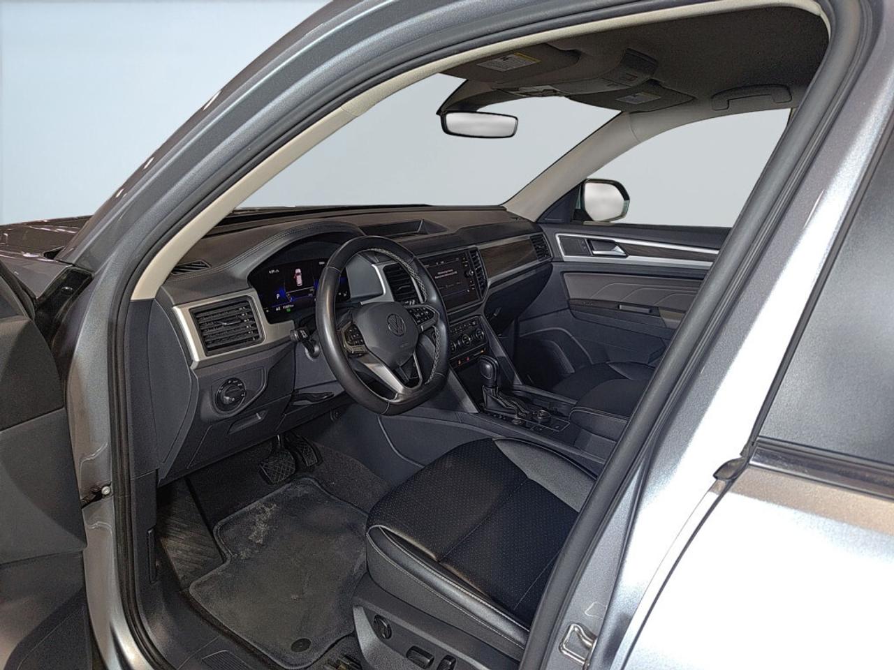 2022 Volkswagen Atlas Atlas V6 Comfortline AWD   7 Passenger   Clean Car Photo