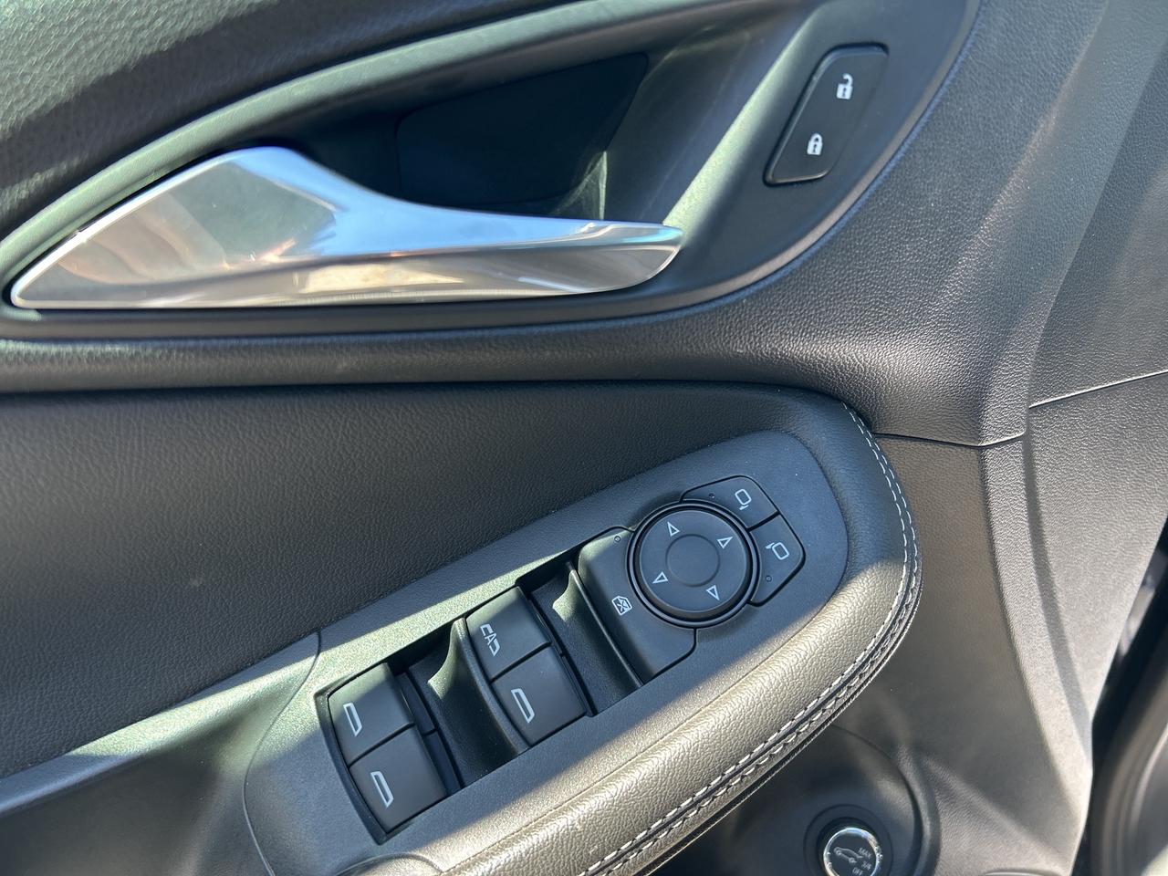 2020 Buick Encore GX Preferred FWD Photo
