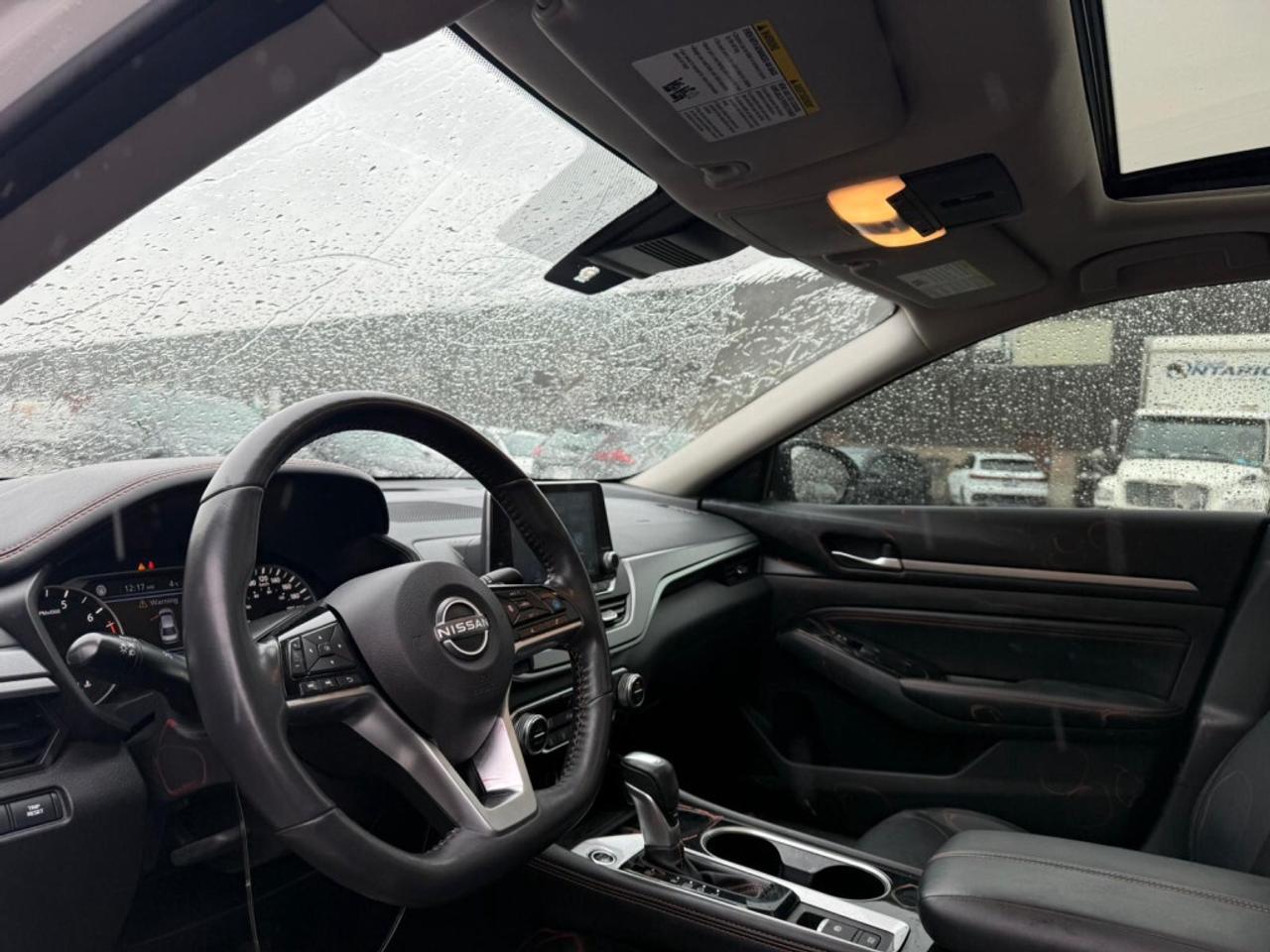 2023 Nissan Altima SR AWD   Navigation   Sunroof   Leather   Drive As Photo