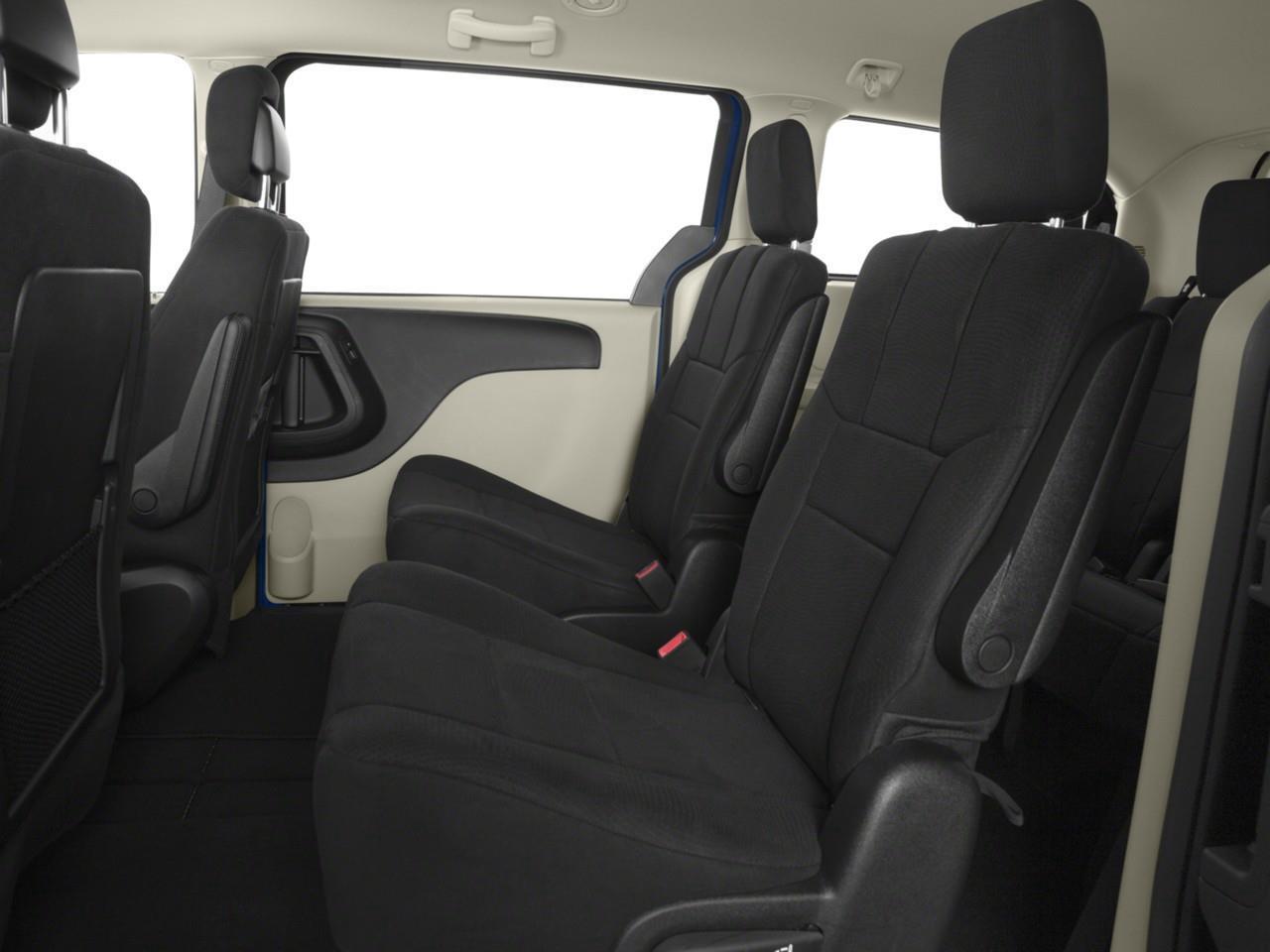 2015 Dodge Grand Caravan SE/SXT Photo