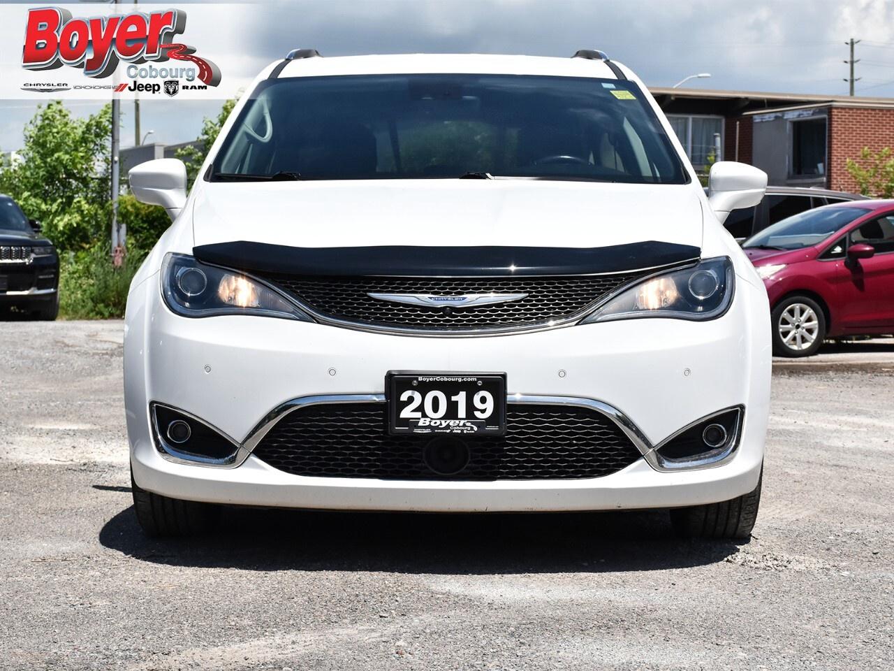 2019 Chrysler Pacifica Touring L Plus I Uconnect Theatre Group I 8 passen Photo