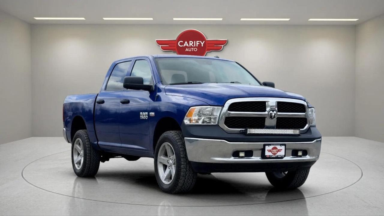 2017 RAM 1500 4WD Crew Cab  ST Photo