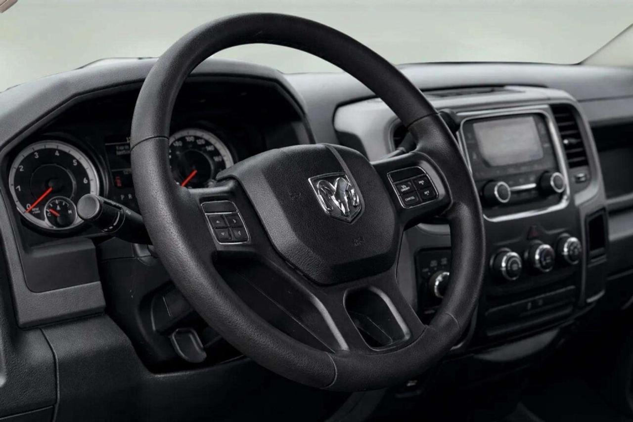 2017 RAM 1500 4WD Crew Cab  ST Photo