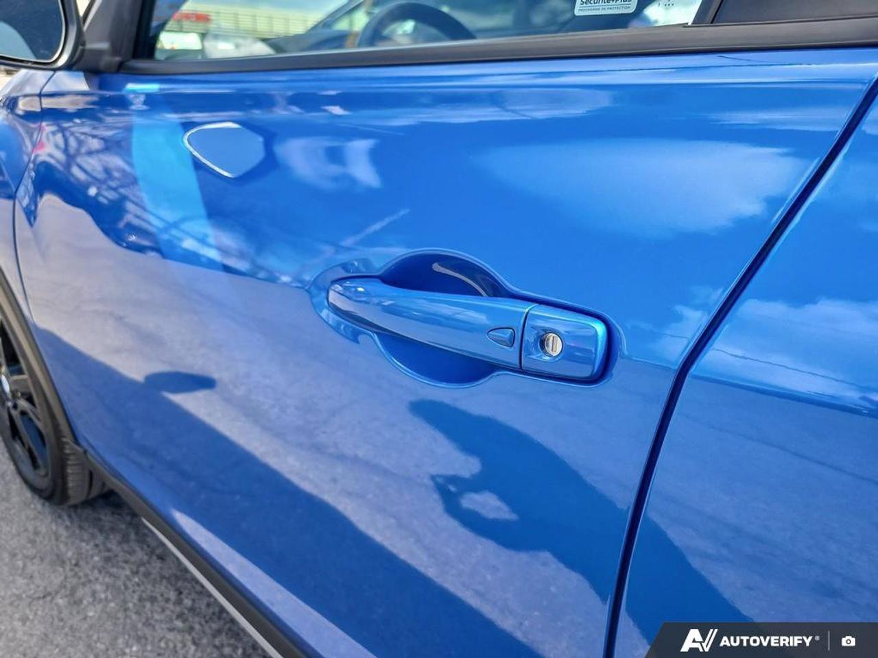 2021 Nissan Kicks SR | Apple Car Play | Android Auto | Heated Seats | Photo
