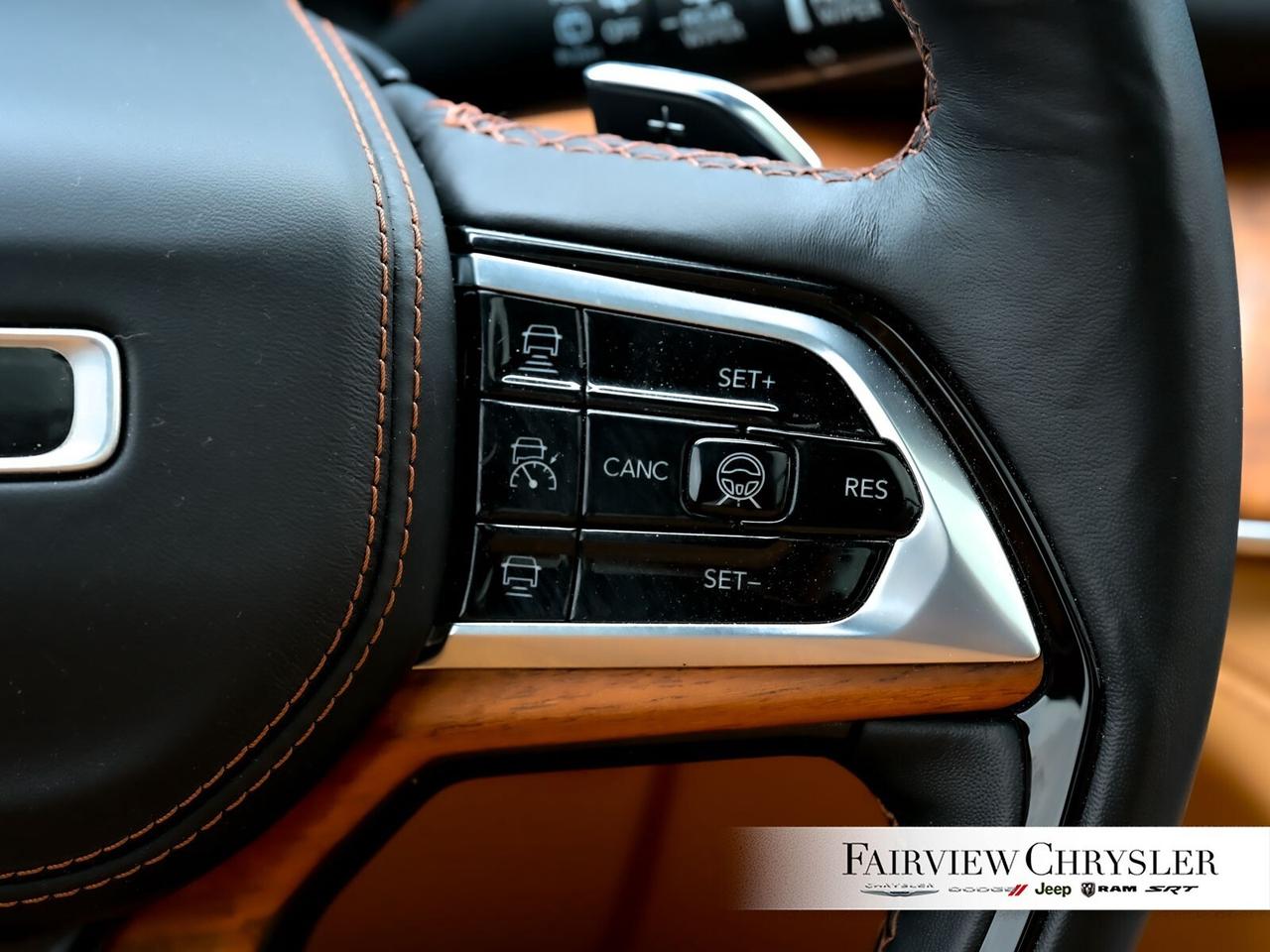 2023 Jeep Grand Cherokee Summit RESERVE   PANO ROOF   LEATHER   NAV   HEADS Photo