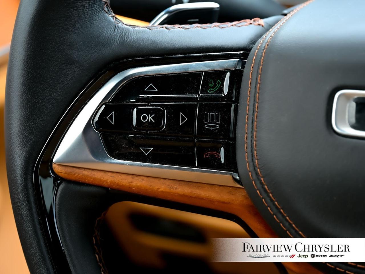 2023 Jeep Grand Cherokee Summit RESERVE   PANO ROOF   LEATHER   NAV   HEADS Photo