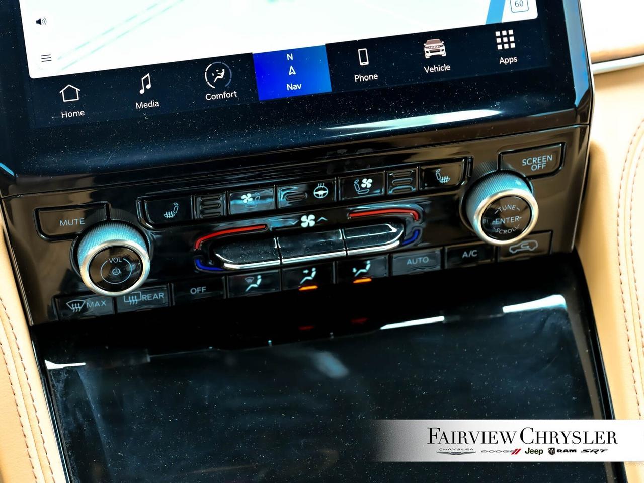 2023 Jeep Grand Cherokee Summit RESERVE   PANO ROOF   LEATHER   NAV   HEADS Photo