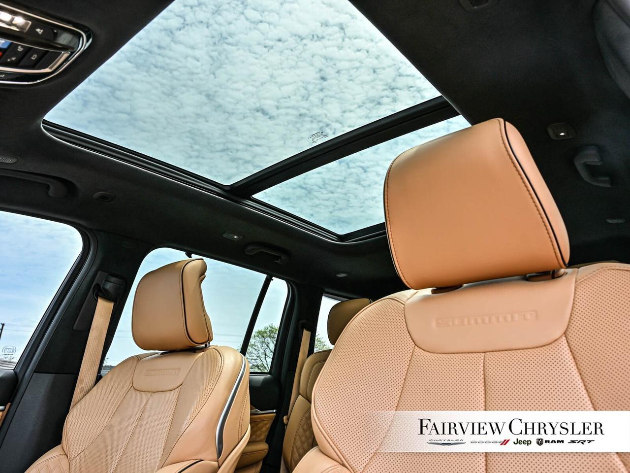 2023 Jeep Grand Cherokee Summit RESERVE   PANO ROOF   LEATHER   NAV   HEADS Photo
