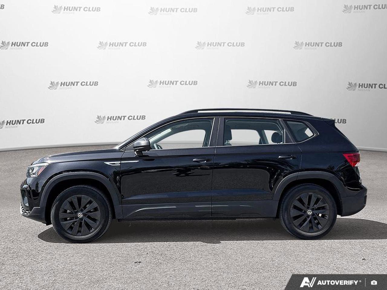 2022 Volkswagen Taos Trendline   Apple CarPlay   Heated Seats Photo