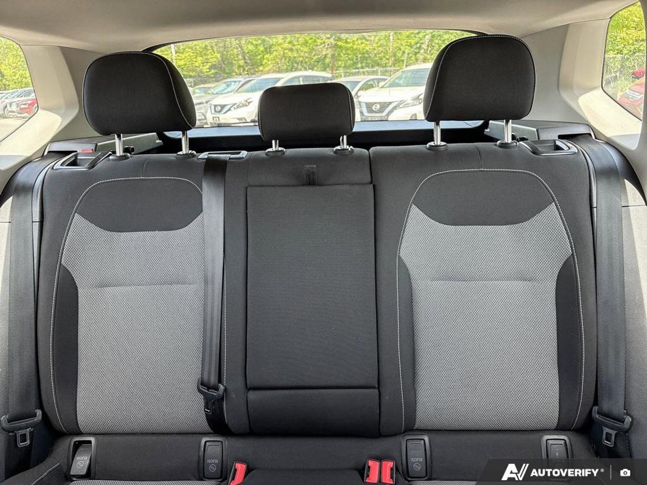 2022 Volkswagen Taos Trendline   Apple CarPlay   Heated Seats Photo