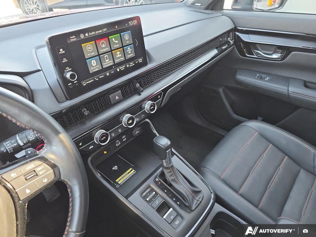 2024 Honda CR-V Hybrid Touring AWD | Apple Car Play | Leather | Photo