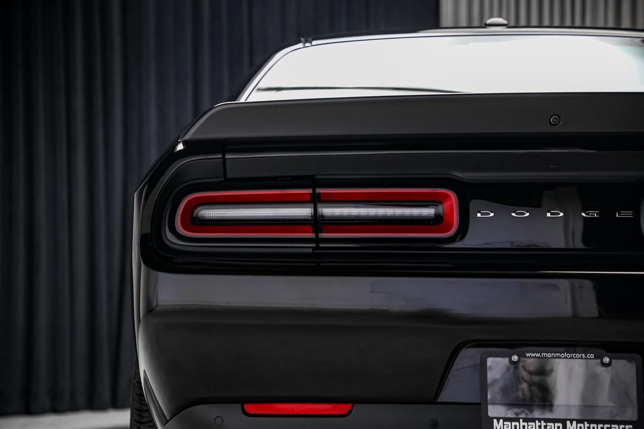 2016 Dodge Challenger SRT HELLCAT MANUAL 707HP BROWNINT NOACCDENT LOWKM Photo