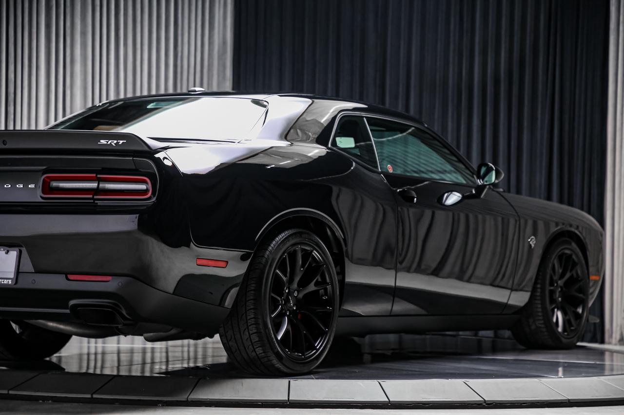 2016 Dodge Challenger SRT HELLCAT MANUAL 707HP BROWNINT NOACCDENT LOWKM Photo