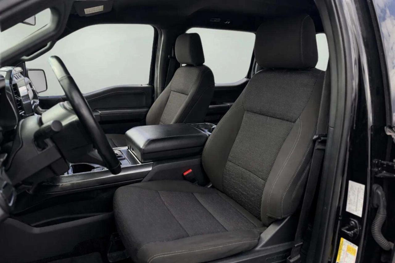 2022 Ford F-150 XLT 4WD SUPERCREW Photo