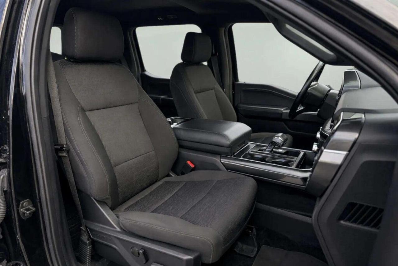 2022 Ford F-150 XLT 4WD SUPERCREW Photo