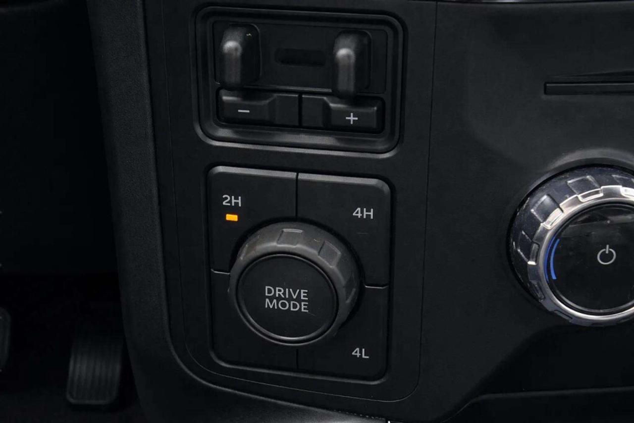 2022 Ford F-150 XLT 4WD SUPERCREW Photo