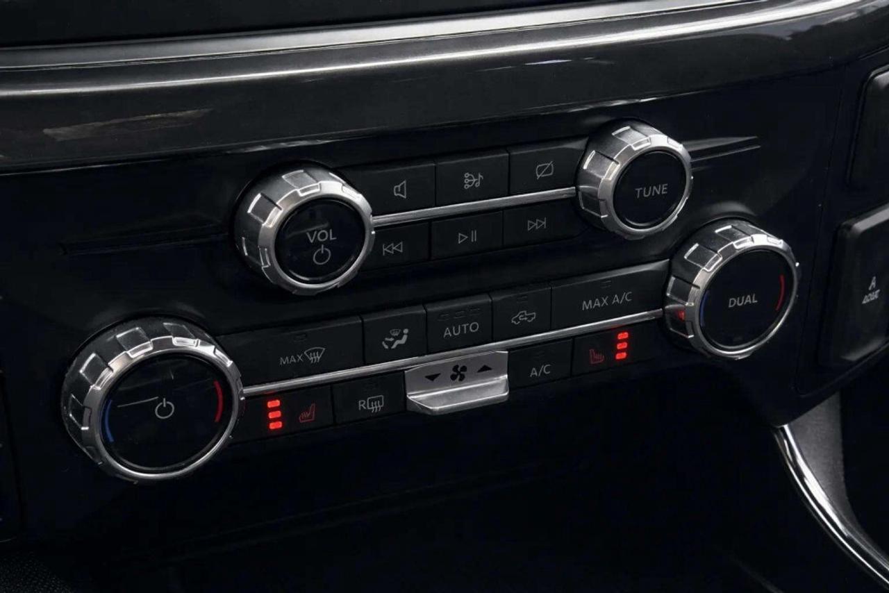 2022 Ford F-150 XLT 4WD SUPERCREW Photo