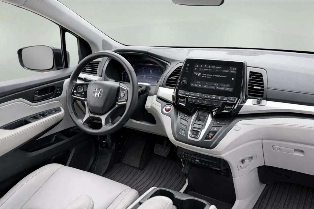 2019 Honda Odyssey EX-L RES Photo