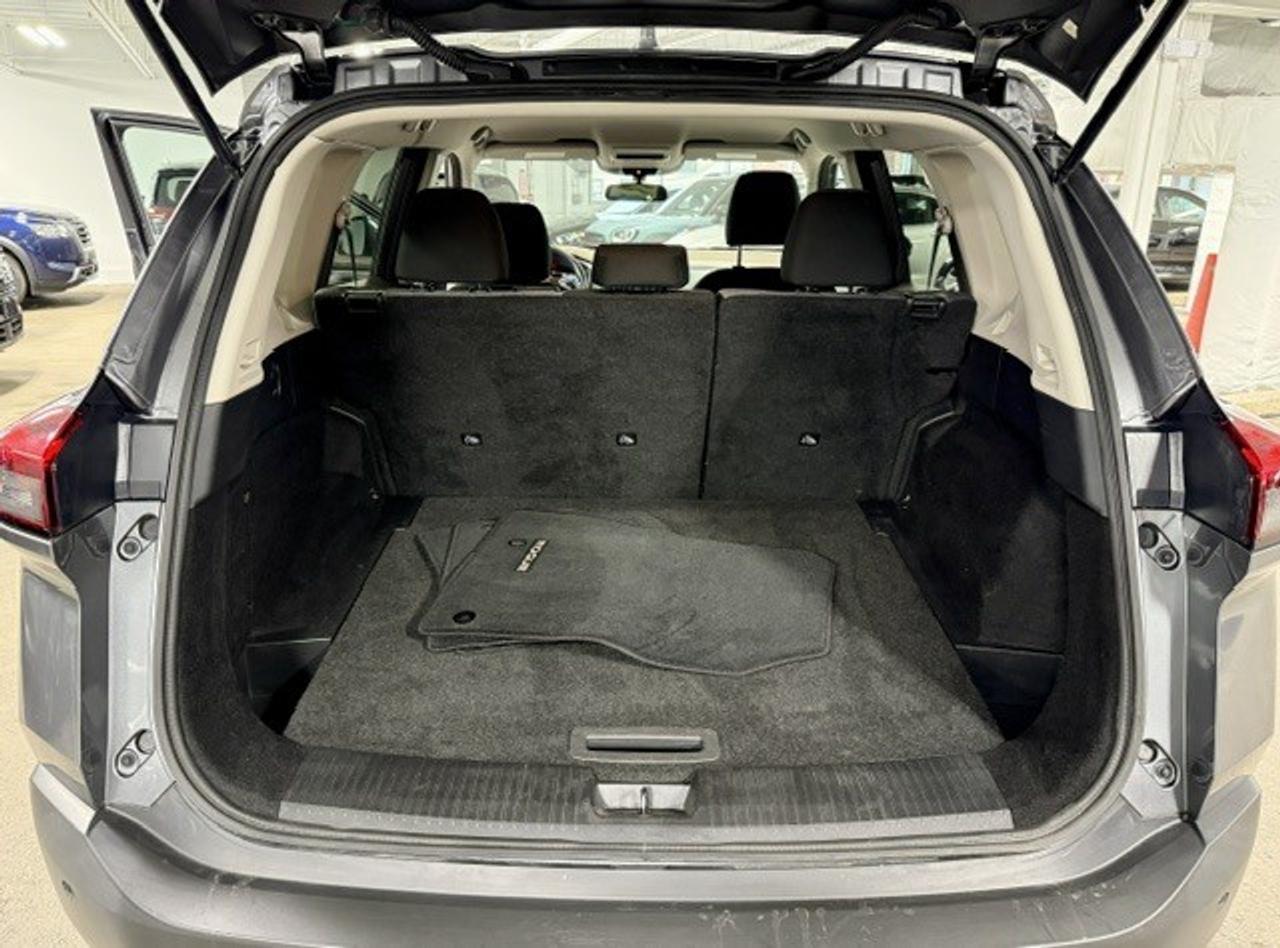 2021 Nissan Rogue S FWD, BLIND SPOT, EMERGENCY BRAKING, BACK UP CAM Photo
