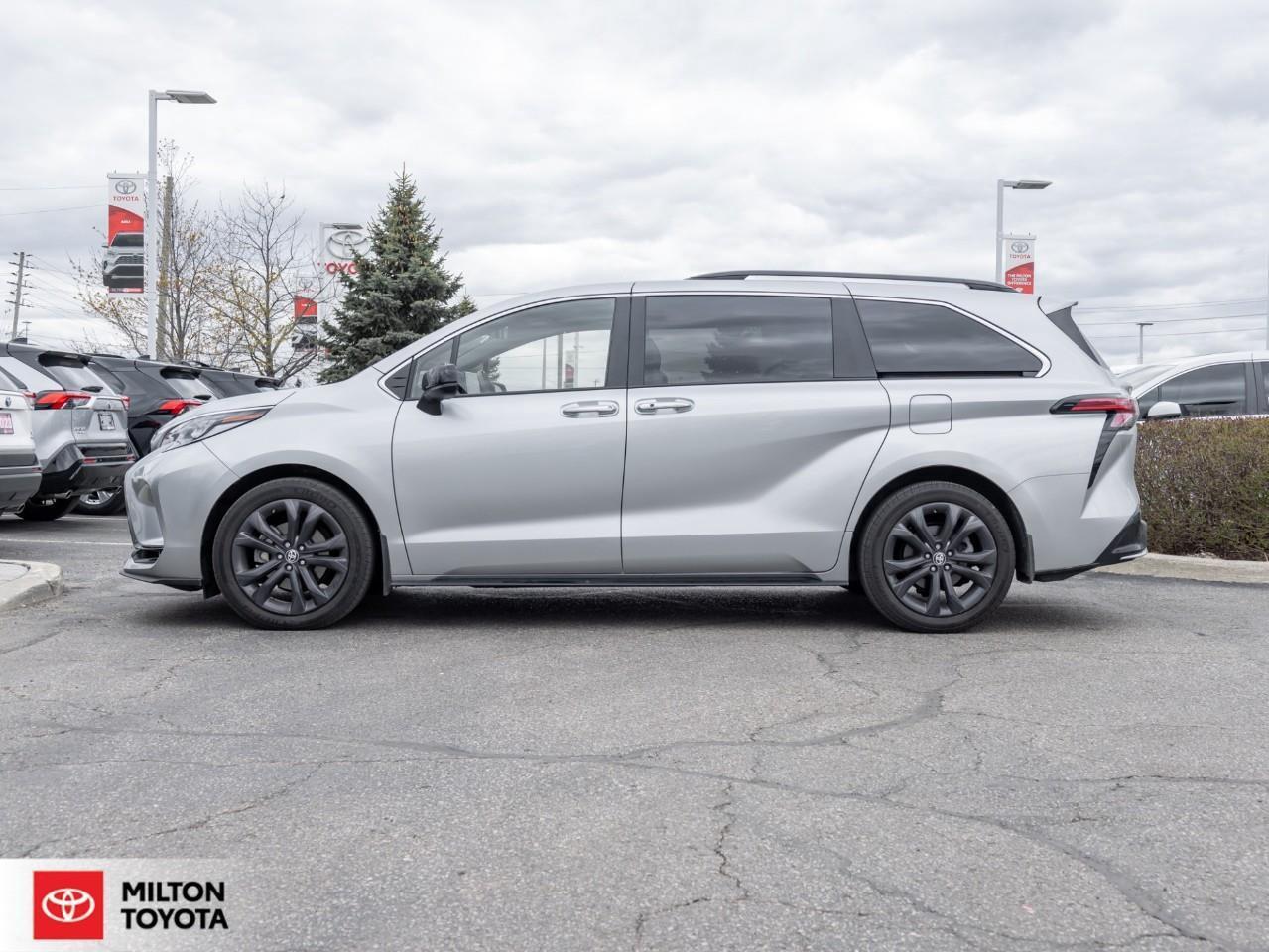 2023 Toyota Sienna TECHNOLOGY LEATHER NAVIGATION JBL REAR ENTERTAINME Photo