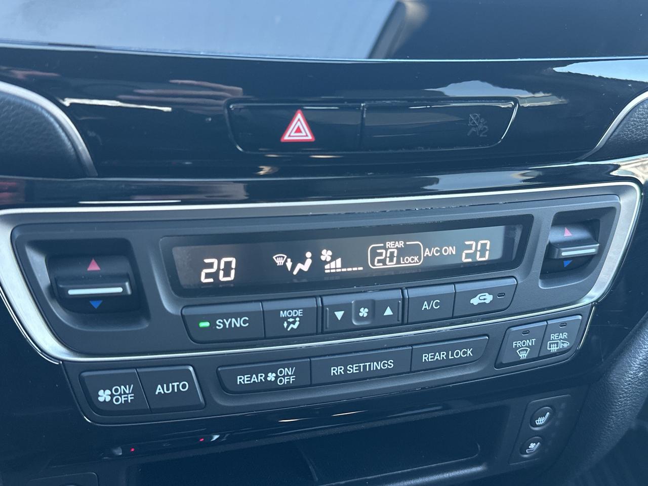 2021 Honda Passport Touring AWD Photo