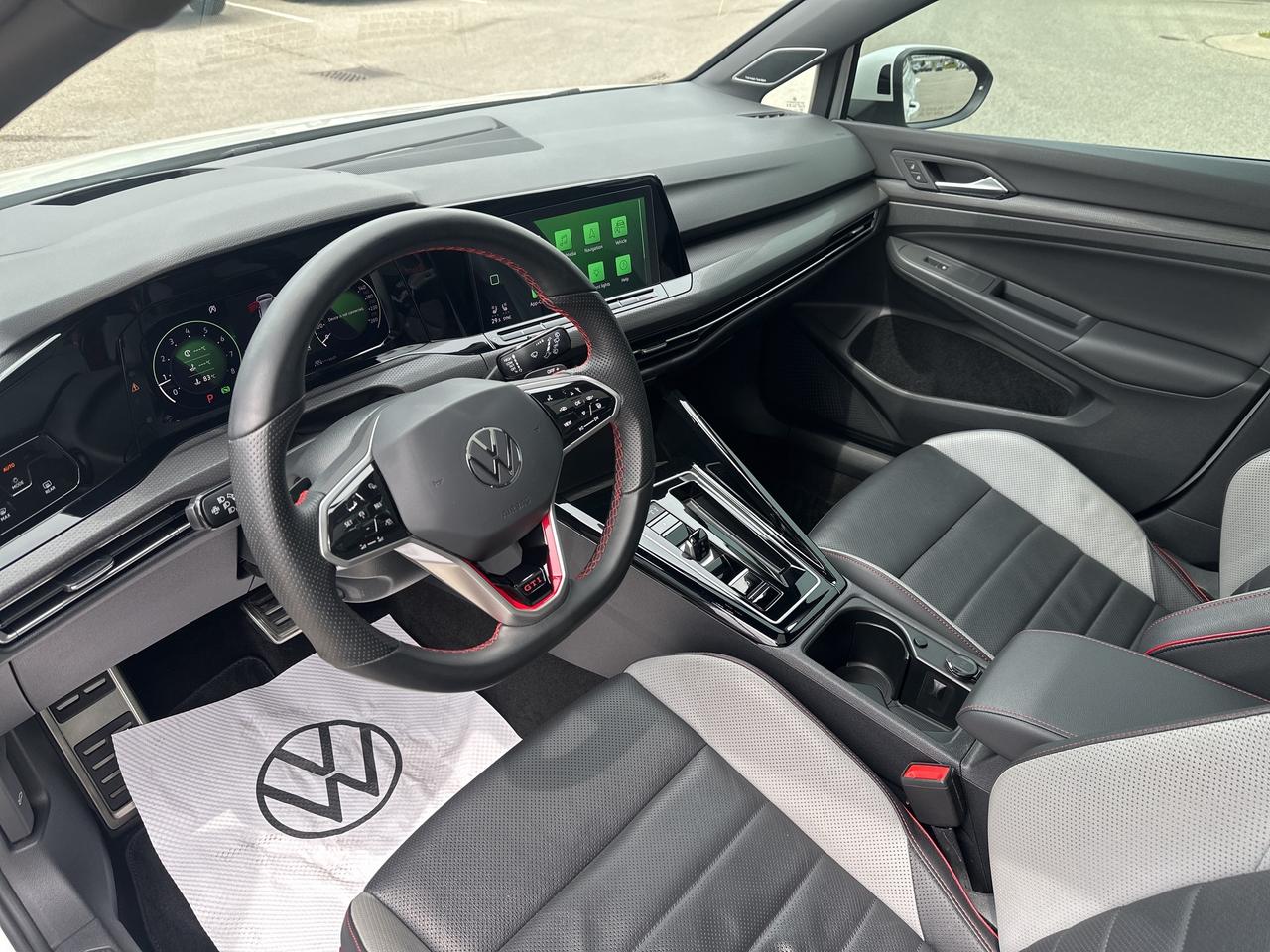 2023 Volkswagen Golf GTI Performance Auto Photo