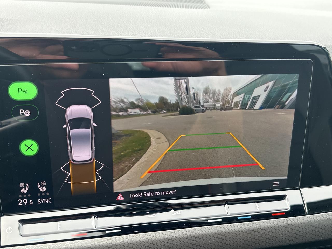 2023 Volkswagen Golf GTI Performance Auto Photo