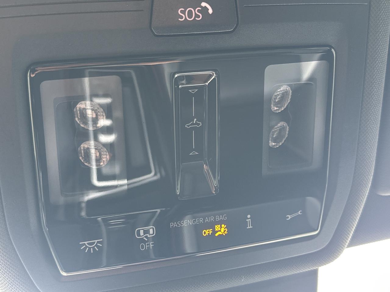 2023 Volkswagen Golf GTI Performance Auto Photo