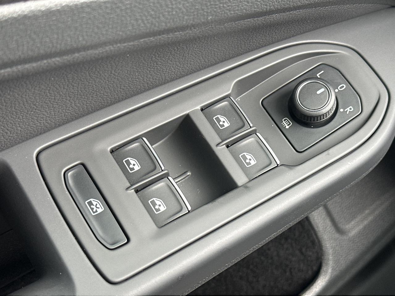 2023 Volkswagen Golf GTI Performance Auto Photo