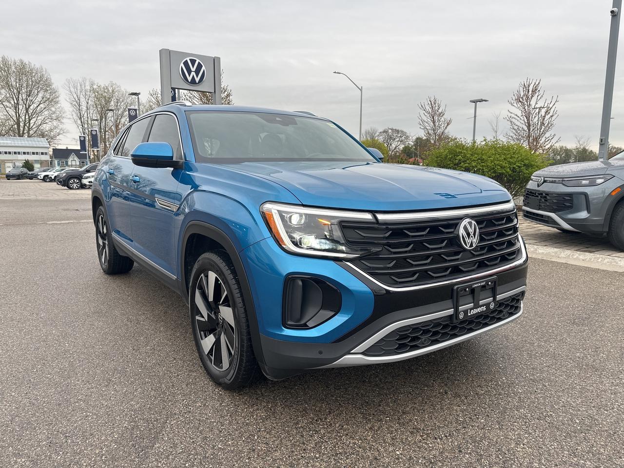 2024 Volkswagen Atlas Cross Sport Highline 2.0 TSI 4MOTION Photo
